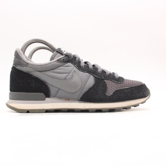Nike Internationalist Women's Size 7 Black Gray Running Sneakers 629684-010 - Picture 1 of 9